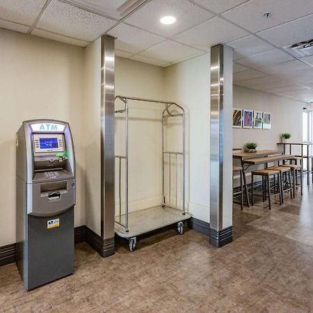 Motel 6-Saskatoon, Sk Екстер'єр фото
