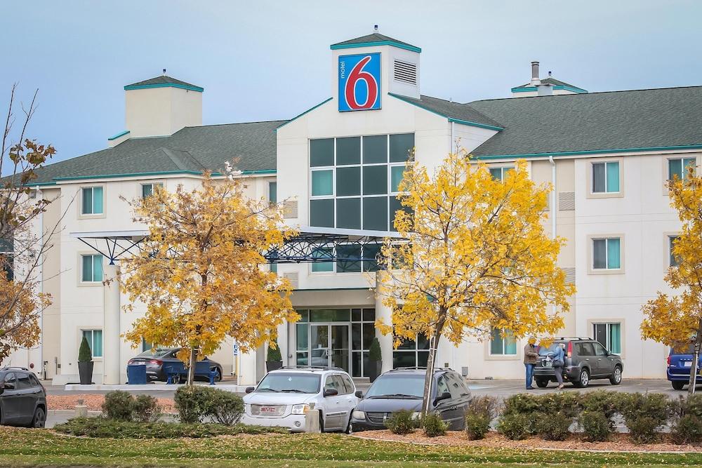 Motel 6-Saskatoon, Sk Екстер'єр фото