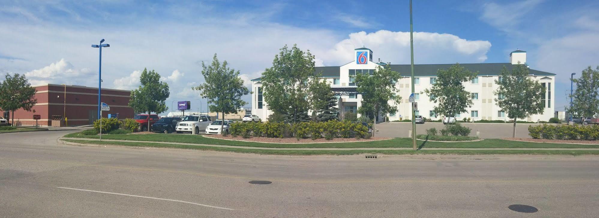 Motel 6-Saskatoon, Sk Екстер'єр фото